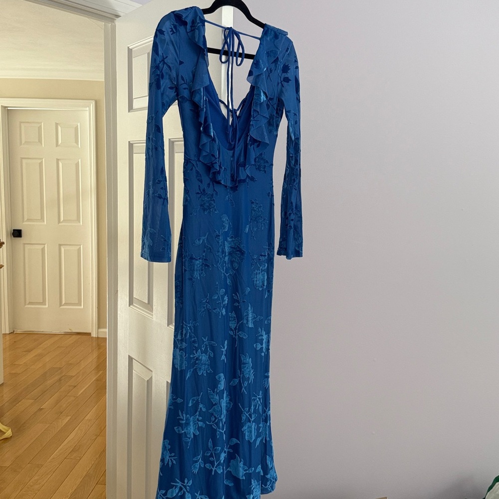 NWT HELLO MOLLY FRIENDS TO LOVERS LONG SLEEVE MAXI DRESS BLUE - Picture 12 of 13